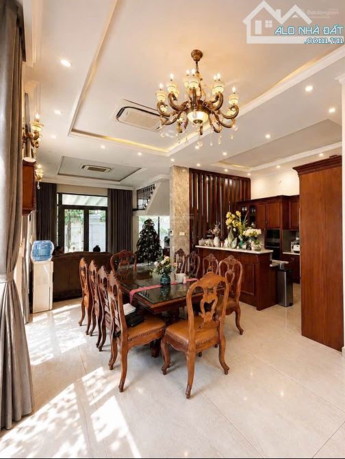 Chủ cần bán nhà Mặt tiền đường Phạm Văn Nghị, Q7(DTCN hơn 104m2). Chốt giá 5tỷ380 3