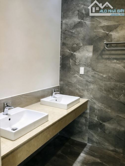 VILLA XÂY MỚI NGAY MẶT TIỀN NGUYỄN ĐĂNG GIAI, QUẬN 2. CHÀO BÁN: 6,99 Tỷ/ CN:126m2 (7x18m) - 7