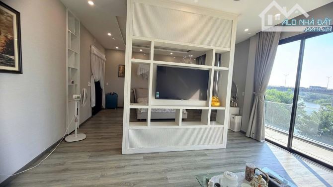 Bán gấp nhà MT đường Trần Văn Dư, DT: 15x15m giá chỉ 24 tỷ 2