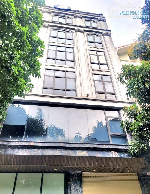 BÁN TÒA NHÀ VĂN PHÒNG TẠI PHỐ TRẦN THÁI TÔNG - CẦU GIẤY, DT 130M - 8T- MT 8M GIÁ 88.8 TỶ