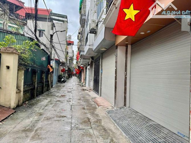 Ô TÔ 7 CHỖ VÀO NHÀ - KINH DOANH - 2 THOÁNG VĨNH VIỄN - PHÂN LÔ NGÕ THÔNG BÀN CỜ - SỔ VUÔNG