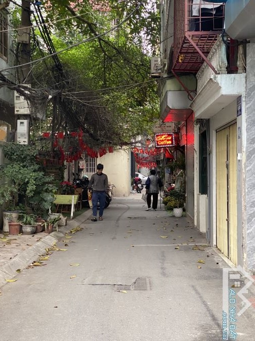 Yên Lãng, Đống Đa, Phân lô ô tô đỗ cửa, DT52mC4, Giá 14.5 tỷ sang tên nhanh.