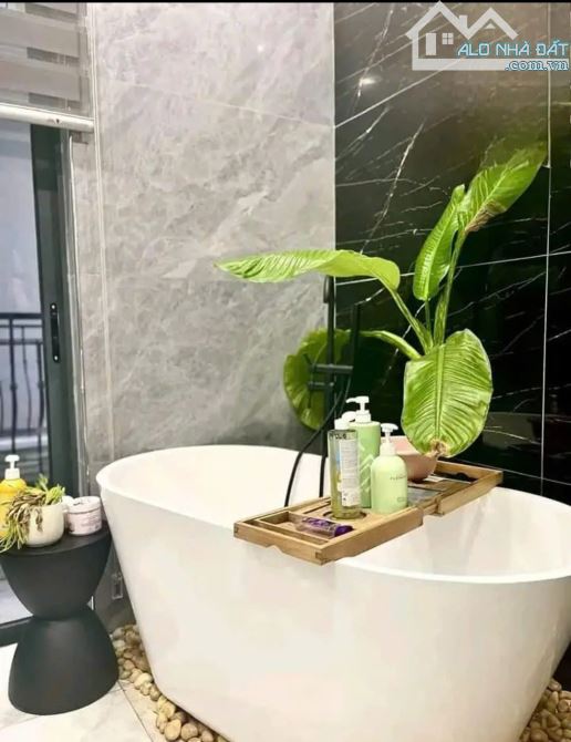 MẶT PHỐ TÔN ĐỨC THẮNG – 76M – MT 10M – GIÁ 16.5 TỶ – CƠ HỘI HIẾM CHO NHÀ ĐẦU TƯ