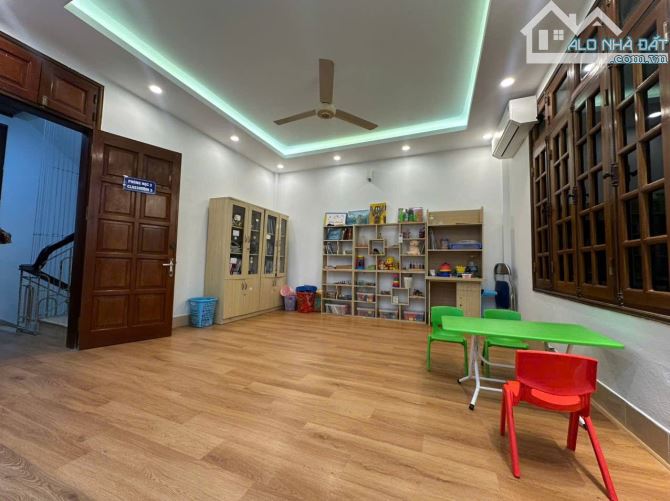 NHÀ PHÂN LÔ SÁT PHỐ 31 TỶ 75m 5 TẦNG MT 6,3 VỈA HÈ Ô TÔ TRÁNH KINH DOANH VÕNG THỊ TÂY HỒ