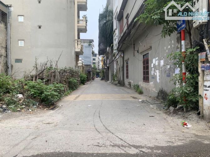 BÁN NHANH 110M2 ĐẤT XUÂN THỦY - CẦU GIẤY, PHÙ HỢP XÂY CCMN, MT 9M, 22 TỶ