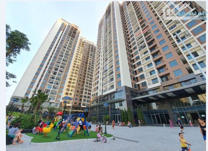 Bán căn hộ Toà A2 Sky Central 176 Định Công căn góc tầng 16, sổ 88m2 x 3 ngủ. Giá 9.3 tỷ