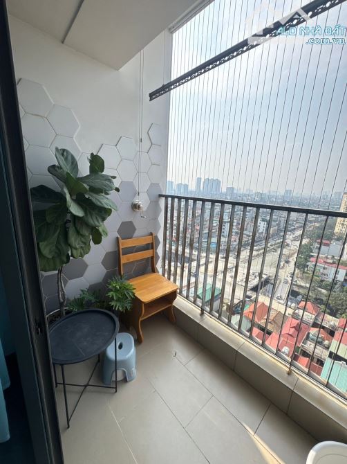 Bán căn hộ Toà A2 Sky Central 176 Định Công căn góc tầng 16, sổ 88m2 x 3 ngủ. Giá 9.3 tỷ