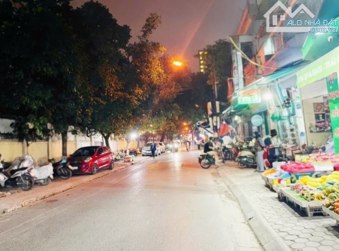 NGỤY NHƯ KON TUM - NHÂN HÒA - TRUNG TÂM THANH XUÂN - 64M2 - 5 TẦNG - MT 5M - RẤT GẦN PHỐ