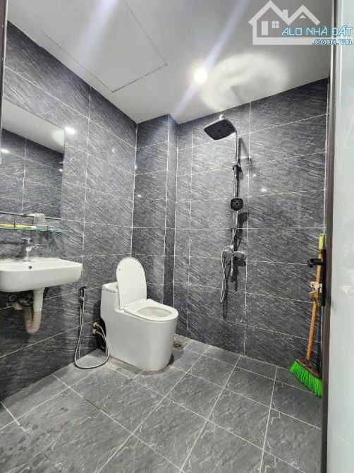 HIẾM quá! ĐỀN LỪ HOÀNG MAI | 24M² – 5 TẦNG | NGÕ THÔNG KINH DOANH- Ô TÔ ĐỖ. Chỉ hơn 6 TỶ