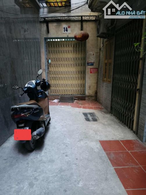 Cần bán nhà dòng tiền phố Lê Thanh Nghị ,HBT 39M5T 13,6 Tỷ