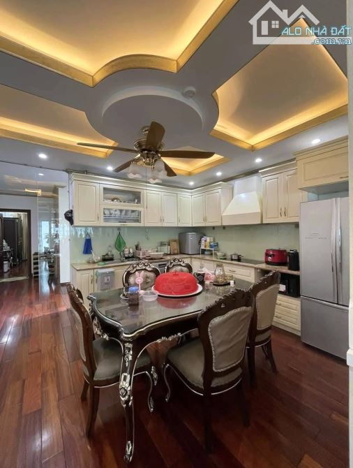 Cạnh Lạc Trung-Dân trí cao,nhà ở ngay-60m-12 tỷ 505