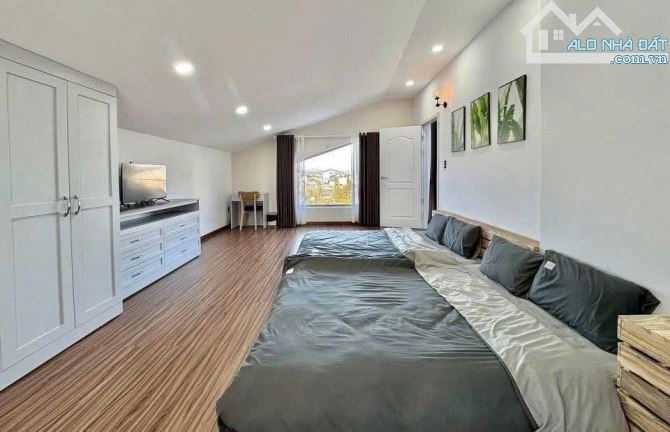 BÁN VILLA CAO CẤP – HẺM XE HƠI ĐƯỜNG VẠN HẠNH, giá 13,5 tỷ   Diện tích: 200.72m² 15 x 12 - 3