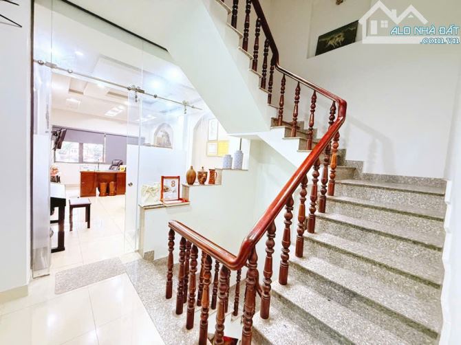 Mặt Tiền Nguyễn Văn Quá Nhà 5Tầng -DT:106m2, Dòng tiền 20Triệu/tháng-Giá 16,4 t.ỉ. - 3