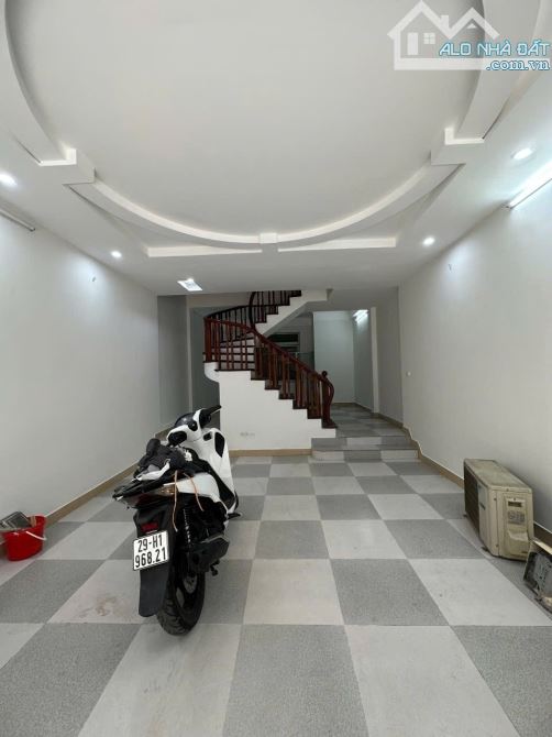 Cần bán nhà đẹp phố Lê Trọng Tấn,Hoàng mai 60M5T chỉ 20,6 Tỷ