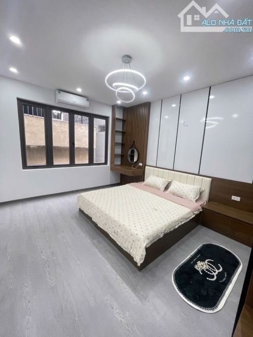 Trần Đại Nghĩa- 34m- 5 tầng - giá chào 9.25 tỷ