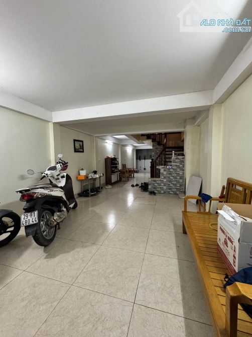 BÁN NHÀ MẶT PHỐ NHẬT CHIÊU TÂY HỒ DT 60M 5 T VỊ TRÍ SIÊU ĐẸP NHÀ DÂN XÂY CHẮC CHẮN