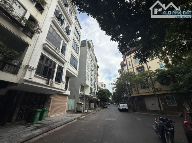 VÕNG THỊ Ô TÔI TRÁNH -KINH DOANH VĂN PHÒNG ĐỈNH - VỊ TRÍ TUYỆT ĐẸP CHO THUÊ DÒNG TIỀN KH