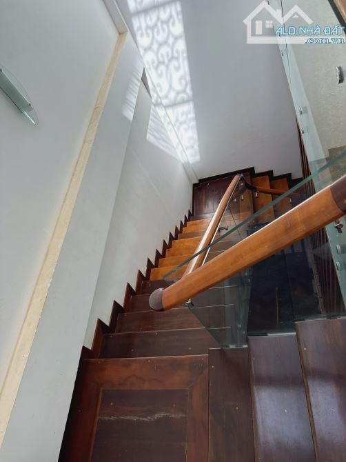 NHÀ 3 MÊ KIÊN CỐ HẺM AMA KHÊ: Giá 5,9 tỷ - 6