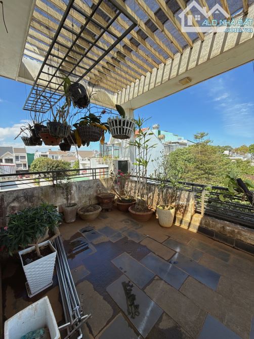 NHÀ 3 MÊ KIÊN CỐ HẺM AMA KHÊ: Giá 5,9 tỷ - 9