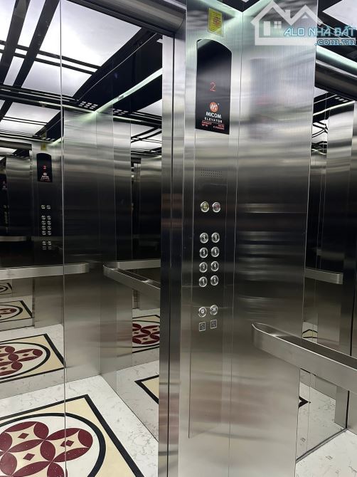 Giảm chào 2 tỉ! Bán nhà mặt phố Nguyễn Ngọc Nại, 120m2, 8 tầng 1 hầm, mặt tiền 6m, 65 tỉ