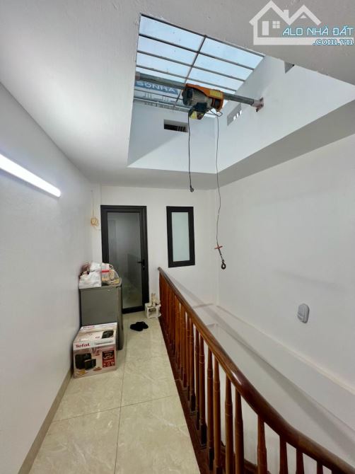 MẶT PHỐ GIẢI PHÓNG HOÀNG MAI 75M 27,9 TỶ 5 TẦNG 9P KHÉP KÍN KINH DOANH SẦM UÂT NGÀY ĐÊM