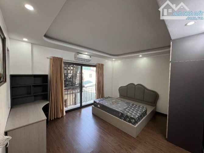 Bán nhà phố Minh Khai-Nguyễn Văn Viên (gần timecity) 5 tầng thang máy 3 ngủ 40m2 TT Hai Bà