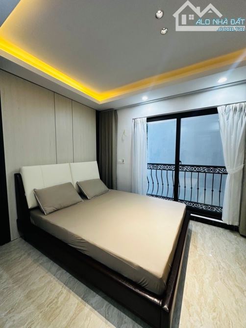 Bán nhà 6 tầng thang máy phố Thanh Nhàn - Võ Thị Sáu 35m2 cách Công Viên Tuổi trẻ 80m