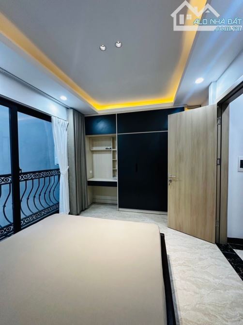 Bán nhà 6 tầng thang máy phố Thanh Nhàn - Võ Thị Sáu 35m2 cách Công Viên Tuổi trẻ 80m