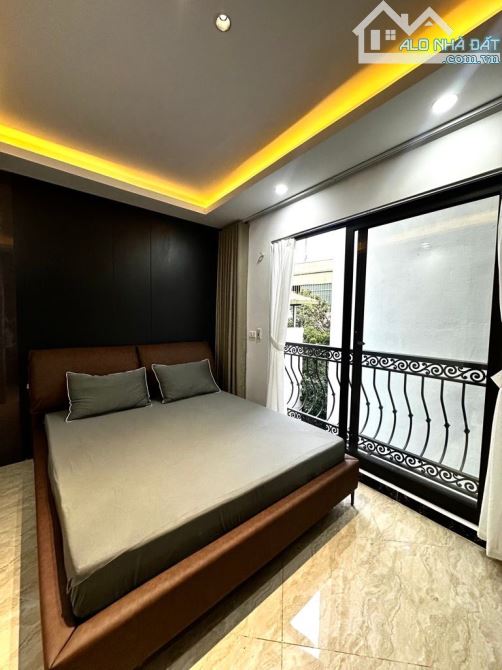 Bán nhà 6 tầng thang máy phố Thanh Nhàn - Võ Thị Sáu 35m2 cách Công Viên Tuổi trẻ 80m