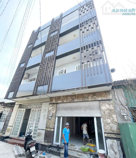 NHÀ NGAY ĐẠI HỌC Y PHẠM NGỌC THẠCH 4 TẦNG XE TẢI NGỦ NHÀ - NGANG 9M(9×16)14PN CHỈ 7.7 TỶ - 7