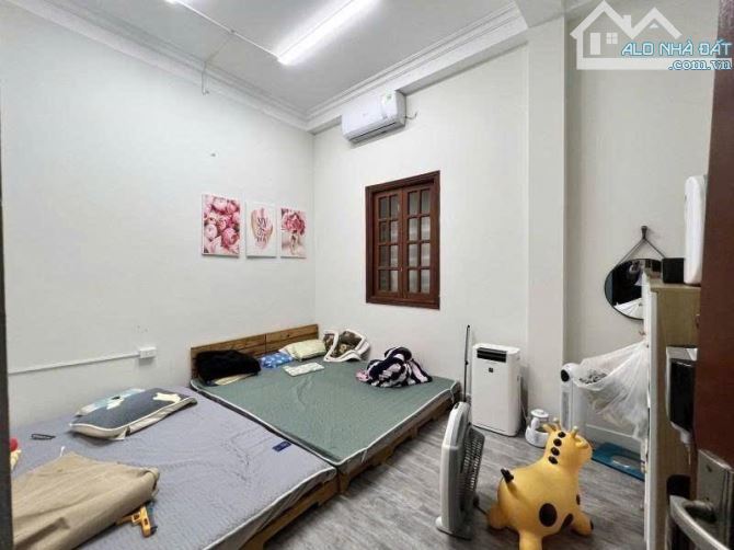 Bán nhà Hàng Bông, DT 55m x 5 tầng, 10m ra phố, 15.5 tỷ đồng