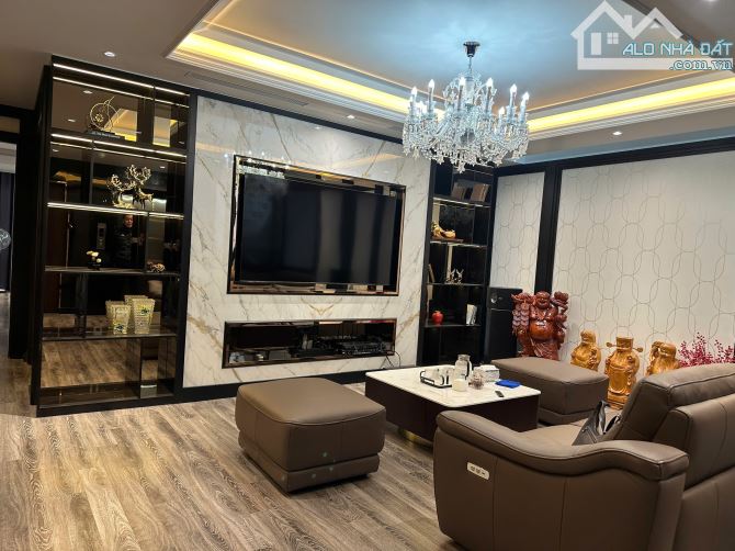 CÓ1.0.2 !! BÁN GẤP BIỆT THỰ NGOẠI GIAO ĐOÀN 125M2 - 4 TẦNG - 6.5M MẶT TIỀN - VỈA HÈ Ô TÔ