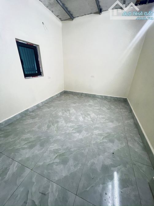 Nhà ngõ 622 Minh Khai ra mặt đường Vĩnh Tuy - Yên Duyên, 40m2 giá 10.6 tỷ