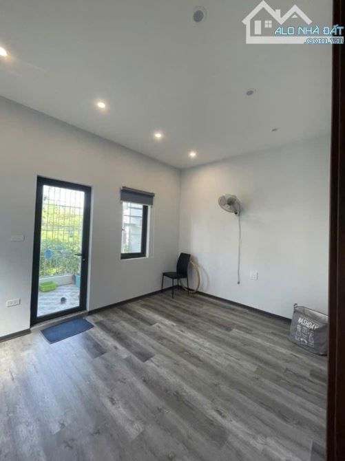 Bán Nhà Mặt Phố Lãng Yên, lô góc - 35/40m2 x 4 tầng - mặt tiền 4m - vỉa hè, KD - SĐCC