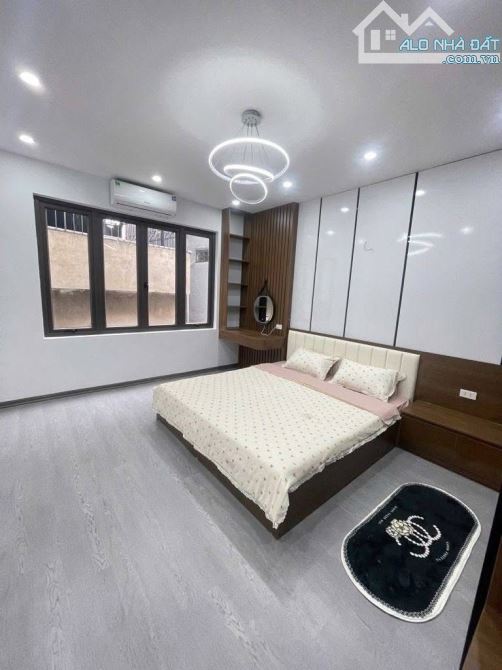 LÊ THANH NGHỊ - BẠCH MAI, mặt ngõ kinh doanh 45m2 - 5m mặt tiền, 30m ra phố, nhỉnh 10 tỷ