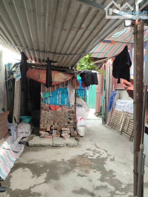 Bán gấp giá rẻ Giải Phóng 63m, cấp 4, mặt tiền 4m, 940 triệu Hoàng Mai.