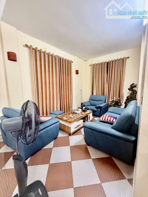 Bán Nhà Phố Trần Khát Chân, sát Phố Huế, 1 nhà ra phố, KD - 95/110m2 x 6 tầng - SĐCC