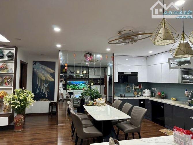 BÁN NHÀ NGHĨA ĐÔ 86M - PHÂN LÔ - 2 THOÁNG - GARA - Ô TÔ TRÁNH ĐỖ - GẦN PHỐ, 24.5 TỶ