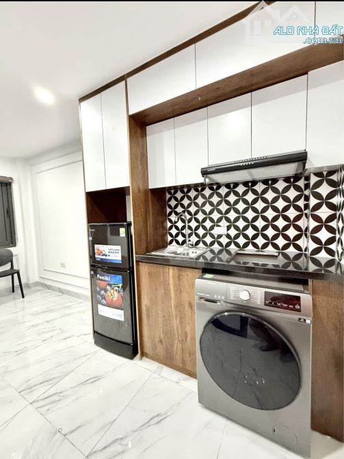 BÁN NHÀ KHUẤT DUY TIẾN- DÒNG TIỀN- HƠN 30 TỶ THU 1 TỶ 8/ NĂM- 23 PHÒNG- Ô TÔ ĐỖ