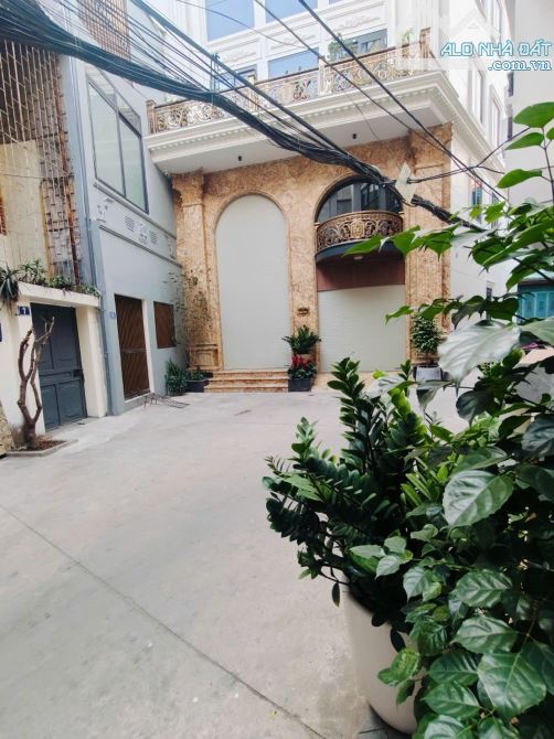 7 tầng thang máy lô góc đẹp 20m Phố Kim Ngưu, oto tránh đỗ, 58m2 sổ ngõ vip. Giá 21.5 tỷ