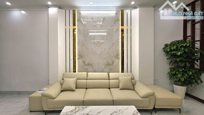 CHÍNH CHỦ BÁN NHÀ PHỐ TÂY SƠN, 10M RA OTO, 32M2, 5 Tầng, 8,5 Tỷ