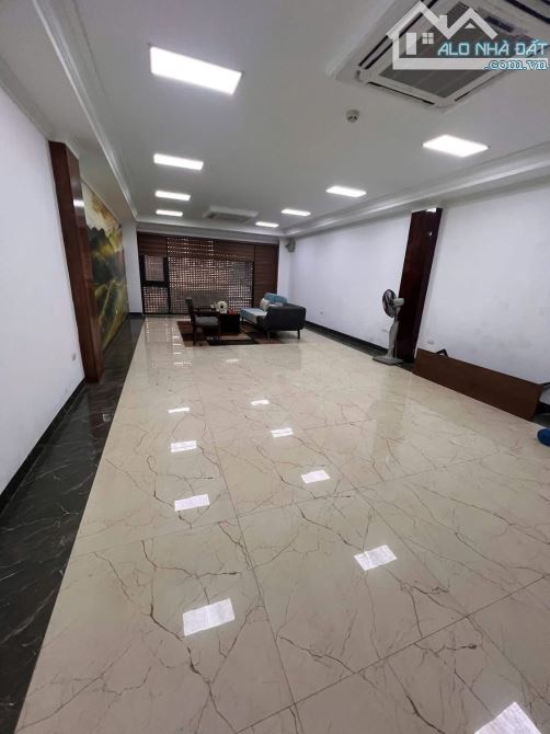 BÁN NHÀ PHỐ CẦU GIẤY PHÂN LÔ OTO DT50m2*6T THANG MÁY CHỜ. CHỈ 16.6 TỶ