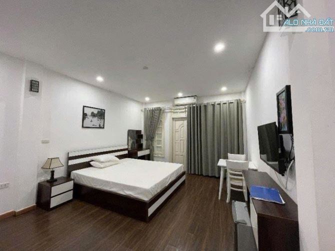 VIP! Bán nhà mặt phố Đình Ngang, Hoàn Kiếm, 104m2, 7 tầng, mặt tiền 4.3m, ô tô dừng đỗ