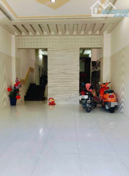 🏘️ Siêu Phẩm Giá Nhất Khu Vực! Nhà Mới Đẹp KDC Intresco 13E Phạm Hùng - 4 Tầng - DT: 100m