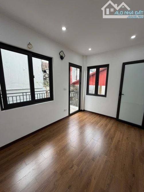 Nhà đẹp 4 Tầng phố Trương Định, đủ 3 Ngủ chỉ 4.58 Tỷ(TL)