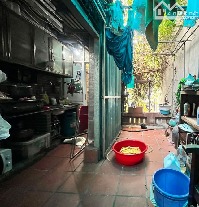 BIỆT THỰ CỔ XÓM HẠ HỒI – LÕI TRUNG TÂM – MẶT TIỀN RỘNG 5.3M – GIÁ TRỊ HIẾM CÓ