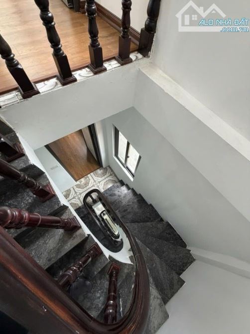 Nhà đẹp 4 Tầng phố Trương Định, đủ 3 Ngủ chỉ 4.58 Tỷ(TL)