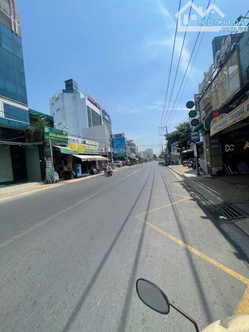 BÁN NHÀ ĐẤT MẶT TIỀN LÝ THƯỜNG KIỆT– HÓC MÔN - 9X30M