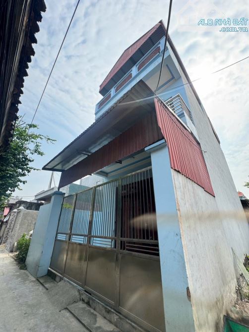 ,b,án gấp  nhà 3T To đẹp, Kim Thiều ,Phù Khê (BN) DTTS120M2  DTXD 300M2  MT8M  giá  hơn