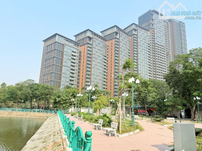 BIỆT THỰ ĐẶNG THAI MAI – TÂY HỒ -LÔ GÓC - QUỸ ĐẤT HIẾM – KHU NGOẠI GI